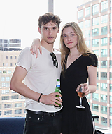 Filename=001.jpg
Filesize=234KiB
Dimensions=2000x1333
Date added=Dec 01, 2024 001.jpg